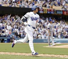 Baseball: Rangers vs. Dodgers