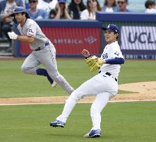 Baseball: Rangers vs. Dodgers