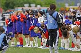 Football: friendly between Japan and U.S.