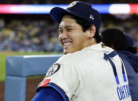 Baseball: Rangers vs. Dodgers