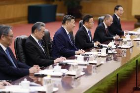 Crown prince of Abu Dhabi visits China