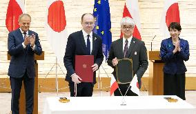Japan-Poland summit