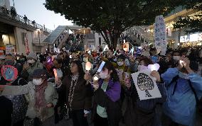 Rally against constitutional amendment