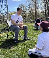 Ex-Yankees slugger Matsui holds baseball clinic near New York