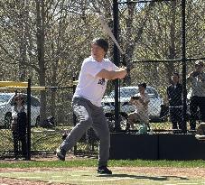 Ex-Yankees slugger Matsui holds baseball clinic near New York