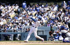 Baseball: Cubs vs. Dodgers