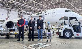 JAL to use robots for cargo loading