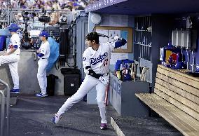 Baseball: Cubs vs. Dodgers