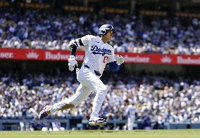 Baseball: Cubs vs. Dodgers
