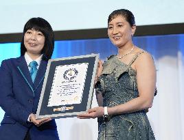 Snowboarder Takeuchi gets Guinness title