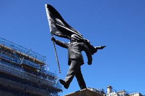 Banksy statue in London