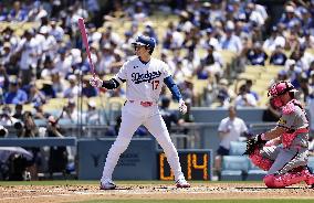 Baseball: Braves vs. Dodgers