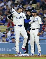 Baseball: Braves vs. Dodgers