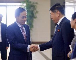 Vietnam's foreign minister arrives in Pyongyang