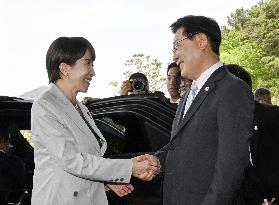Japan-S. Korea summit