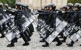 Tokyo riot police ceremony
