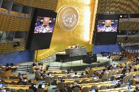 U.N. General Assembly backs World Court climate crisis ruling