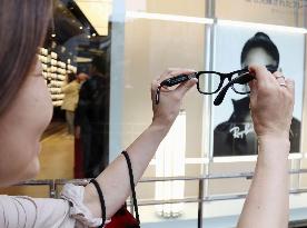 Meta AI glasses become available in Japan