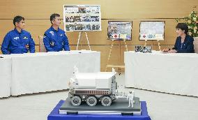 Japan PM Takaichi meets with astronauts