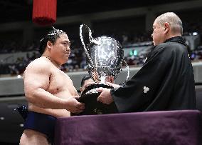 Summer Grand Sumo Tournament