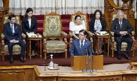 Philippine president in Japan's parliament
