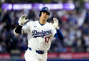 Baseball: Phillies vs. Dodgers