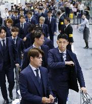 Football: Japan players departing for Mexico