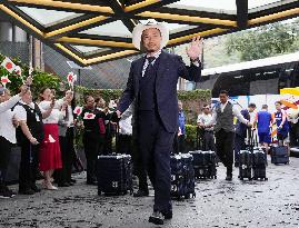Football: Japan players arrive in Mexico
