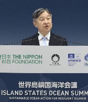 Emperor at inaugural ocean forum in Tokyo