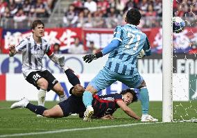 Football: "100 Year Vision League"