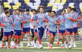 Football: Japan team trains for World Cup