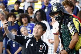 Football: Japan team trains for World Cup