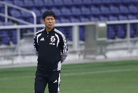 Football: Japan team trains for World Cup