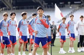 Football: Japan team trains for World Cup