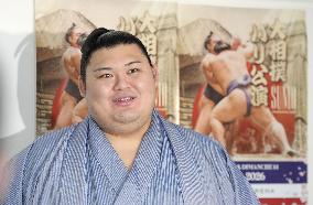 Sumo: Paris tournament
