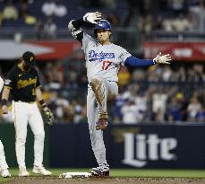 Baseball: Dodgers vs. Pirates