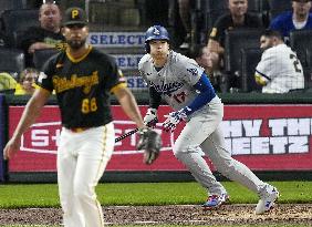 Baseball: Dodgers vs. Pirates