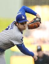 Baseball: Dodgers vs. Pirates