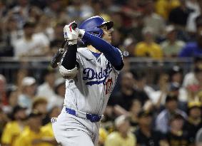 Baseball: Dodgers vs. Pirates