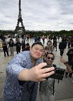 Sumo: Paris tournament