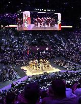 Sumo: Paris tournament