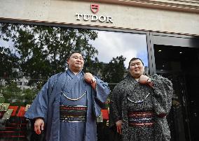 Sumo: Paris tournament