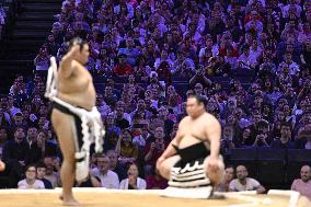Sumo: Paris tournament
