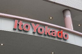 Ito-Yokado Sign and Logo