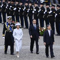 Japan's emperor, empress in Amsterdam