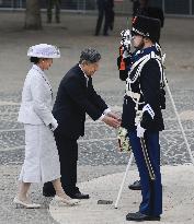 Japan's emperor, empress in Amsterdam