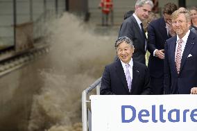 Japan's emperor, empress in Amsterdam
