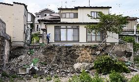 Powerful earthquake hits northeastern Japan