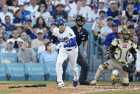 Baseball: Padres vs. Dodgers