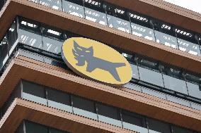 Yamato Holdings Sign and Logo